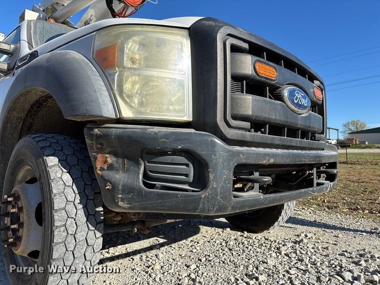 image for item EV3280 2011 Ford F550 bucket truck