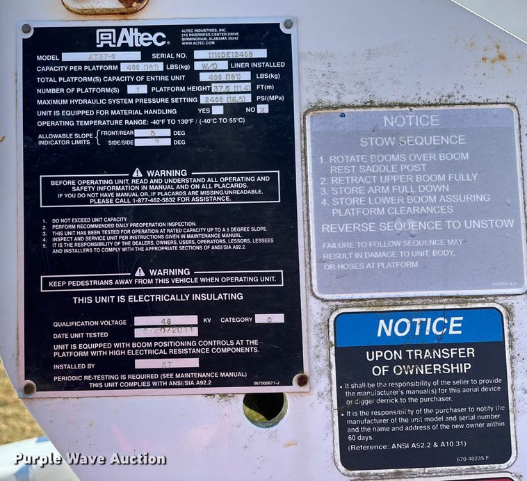 image for item EV3280 2011 Ford F550 bucket truck