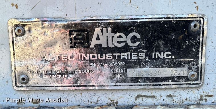 image for item EV3280 2011 Ford F550 bucket truck