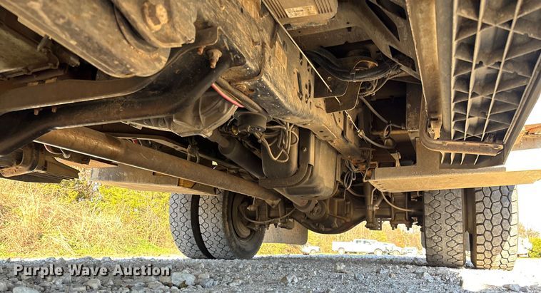 image for item EV3280 2011 Ford F550 bucket truck