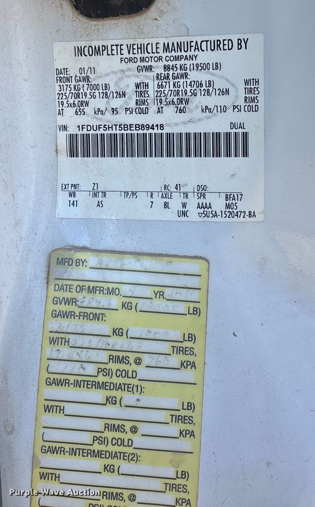 image for item EV3280 2011 Ford F550 bucket truck