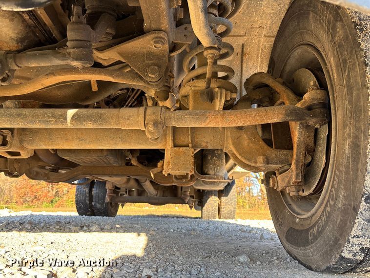 image for item EV3283 2012 Dodge Ram 5500 bucket truck