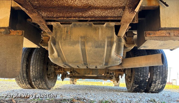 image for item EV3283 2012 Dodge Ram 5500 bucket truck