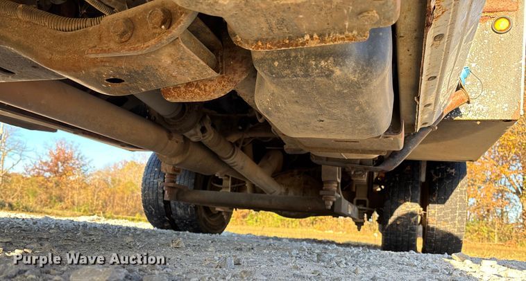 image for item EV3283 2012 Dodge Ram 5500 bucket truck