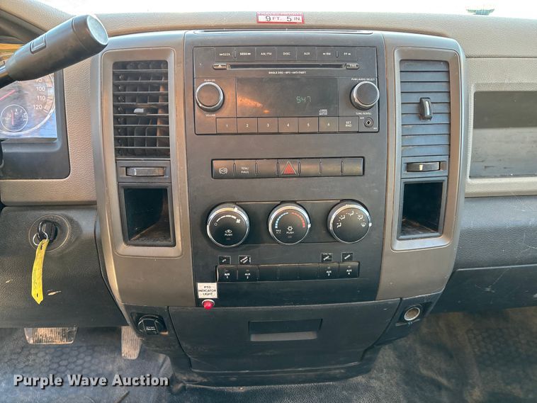 image for item EV3283 2012 Dodge Ram 5500 bucket truck