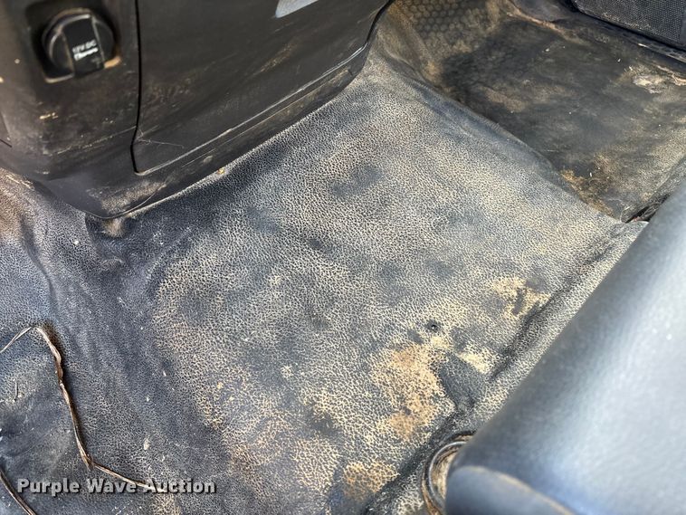 image for item EV3283 2012 Dodge Ram 5500 bucket truck