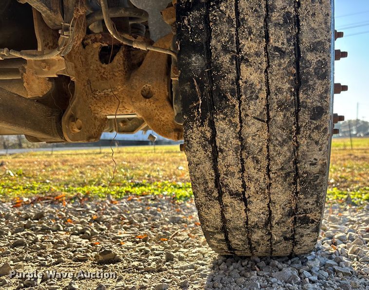 image for item EV3283 2012 Dodge Ram 5500 bucket truck