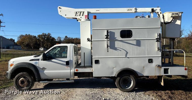 image for item EV3284 2014 Ford F550 XL Super Duty bucket truck