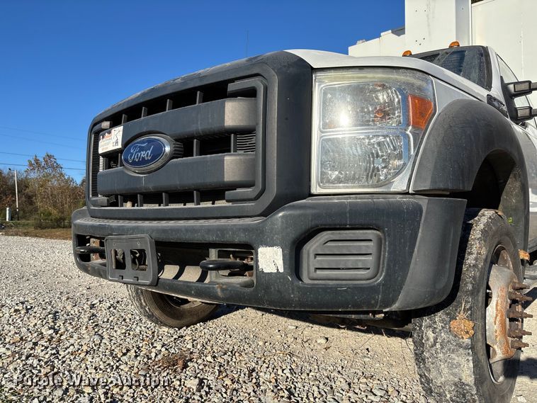 image for item EV3284 2014 Ford F550 XL Super Duty bucket truck