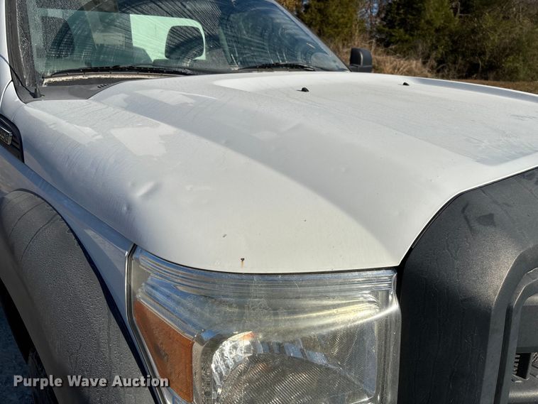 image for item EV3284 2014 Ford F550 XL Super Duty bucket truck