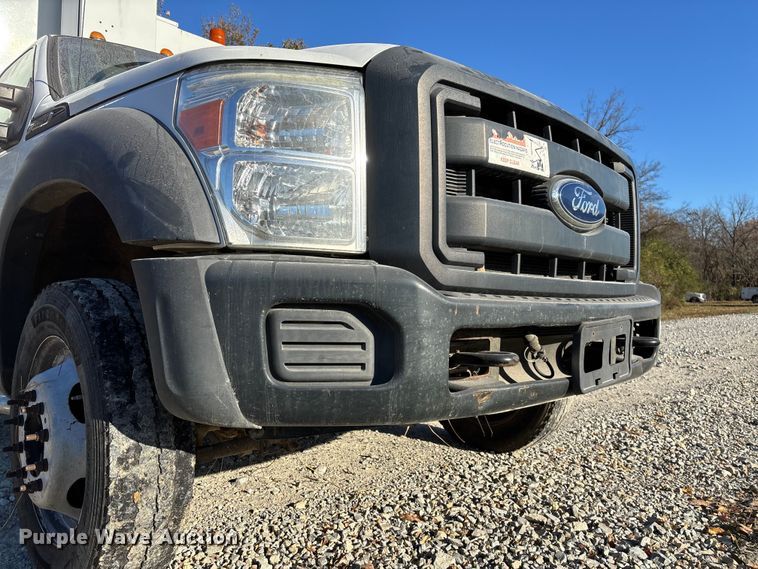 image for item EV3284 2014 Ford F550 XL Super Duty bucket truck
