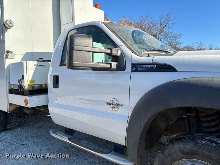 image for item EV3284 2014 Ford F550 XL Super Duty bucket truck