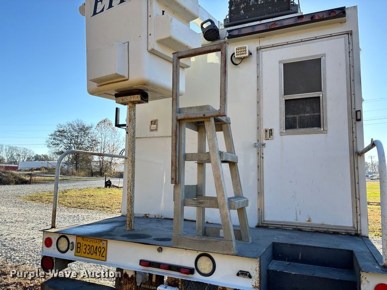 image for item EV3284 2014 Ford F550 XL Super Duty bucket truck