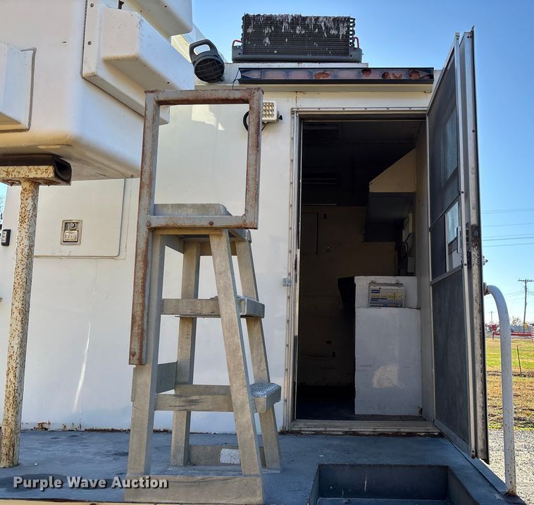 image for item EV3284 2014 Ford F550 XL Super Duty bucket truck