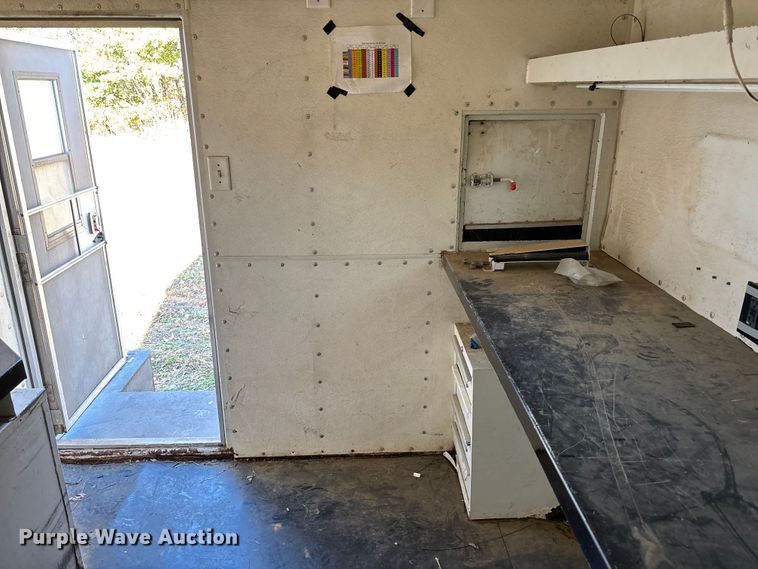 image for item EV3284 2014 Ford F550 XL Super Duty bucket truck