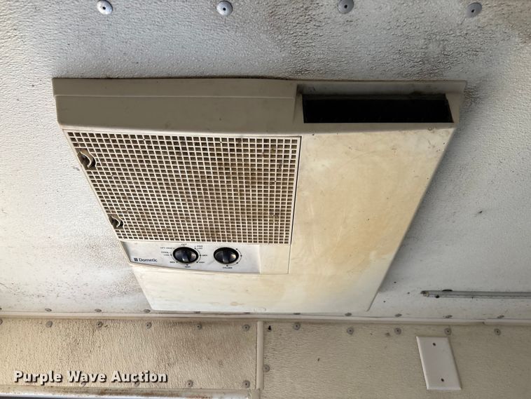 image for item EV3284 2014 Ford F550 XL Super Duty bucket truck