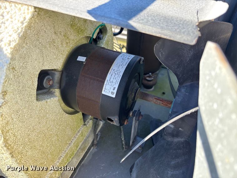 image for item EV3284 2014 Ford F550 XL Super Duty bucket truck