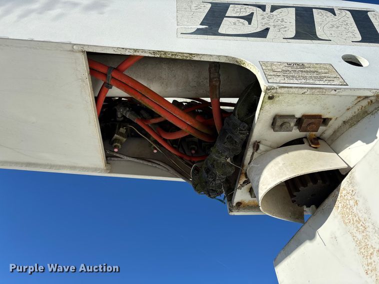 image for item EV3284 2014 Ford F550 XL Super Duty bucket truck