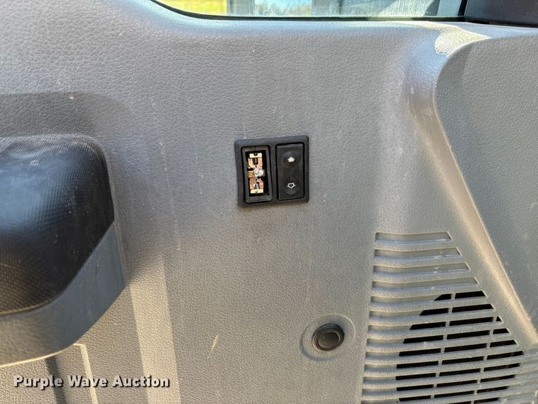 image for item EV3284 2014 Ford F550 XL Super Duty bucket truck