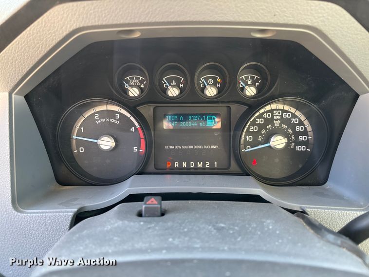 image for item EV3284 2014 Ford F550 XL Super Duty bucket truck