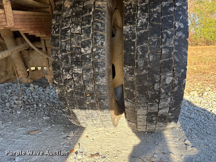 image for item EV3284 2014 Ford F550 XL Super Duty bucket truck