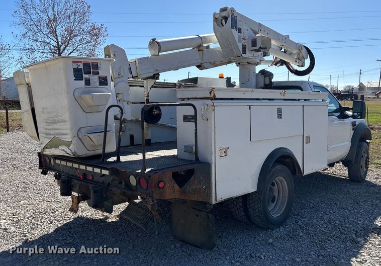 CAMIóN CON CANASTILLA 2008 FORD ALTEC