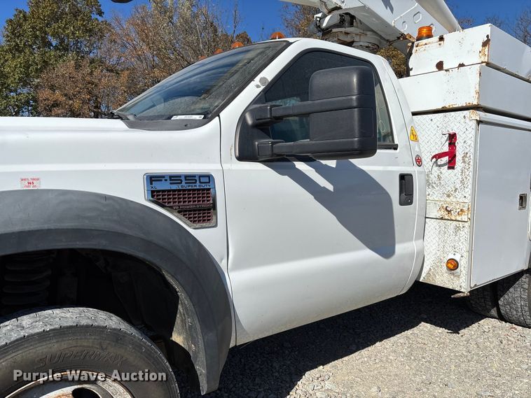image for item EV3285 2008 Ford F550 XL Super Duty bucket truck