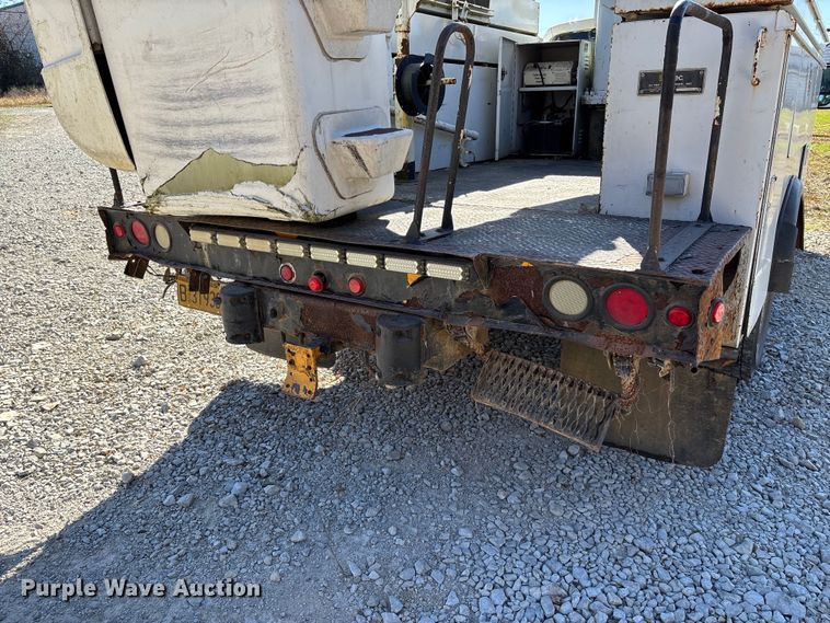 image for item EV3285 2008 Ford F550 XL Super Duty bucket truck