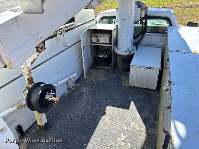 image for item EV3285 2008 Ford F550 XL Super Duty bucket truck