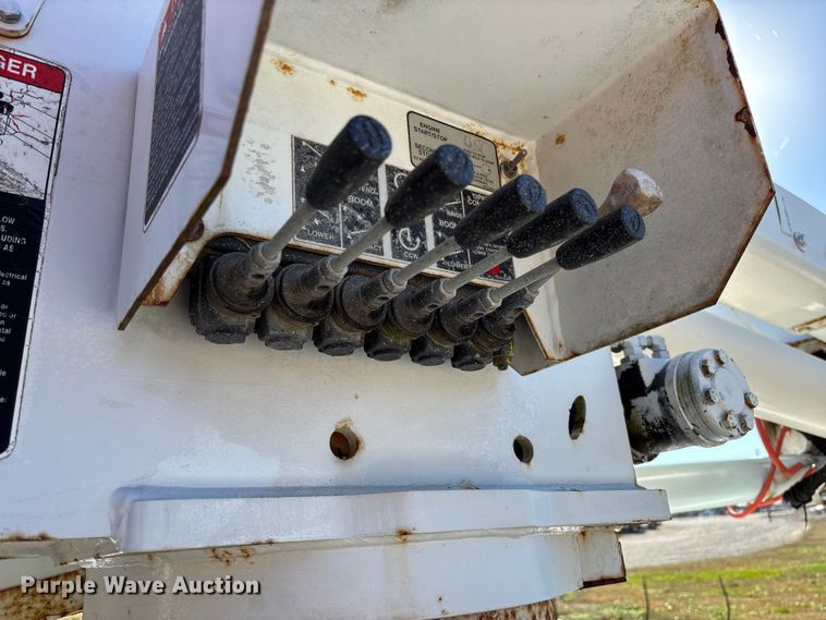 image for item EV3285 2008 Ford F550 XL Super Duty bucket truck