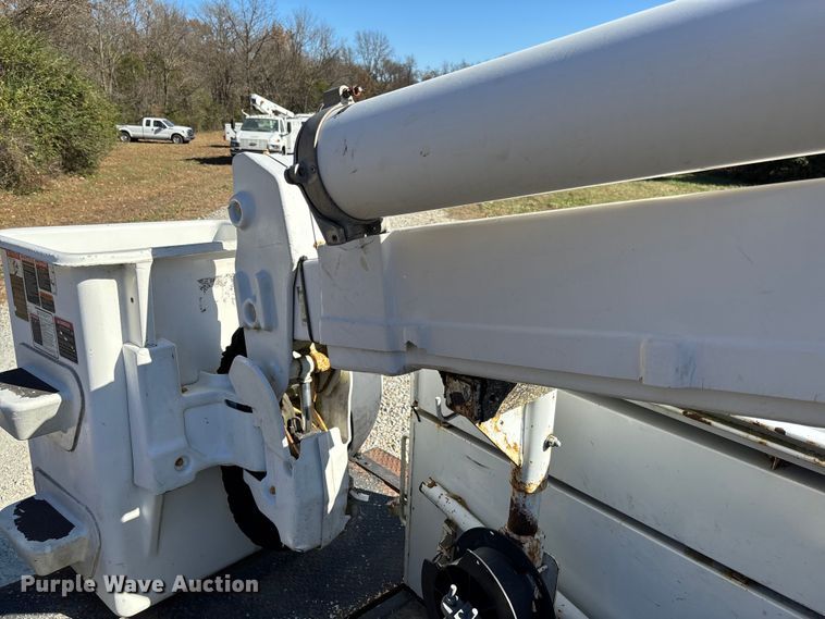 image for item EV3285 2008 Ford F550 XL Super Duty bucket truck