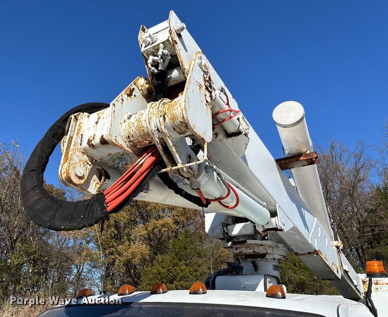 image for item EV3285 2008 Ford F550 XL Super Duty bucket truck