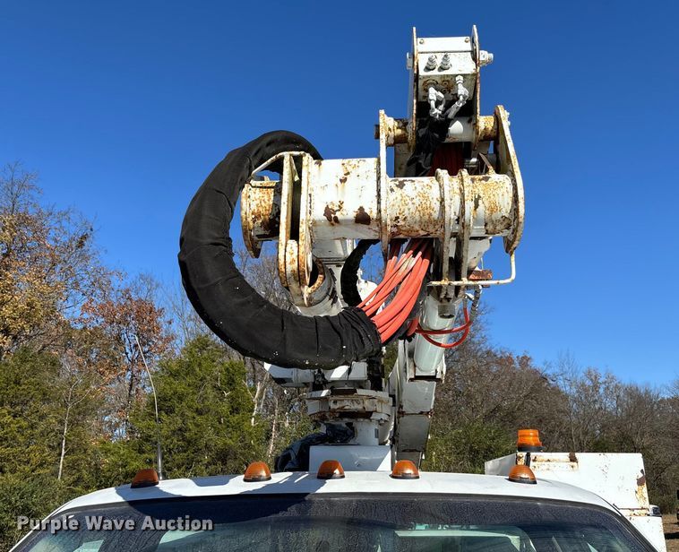 image for item EV3285 2008 Ford F550 XL Super Duty bucket truck