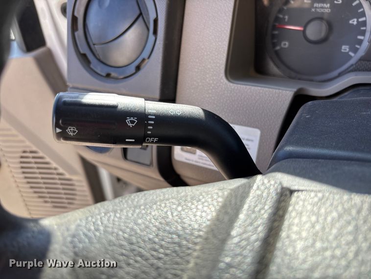 image for item EV3285 2008 Ford F550 XL Super Duty bucket truck