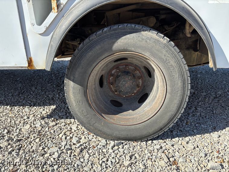 image for item EV3285 2008 Ford F550 XL Super Duty bucket truck