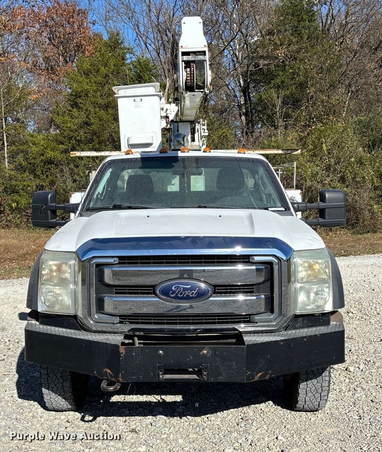 CAMIóN CON CANASTILLA 2011 FORD ETI