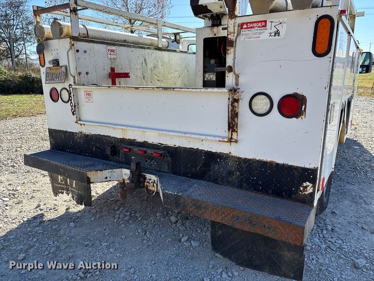 image for item EV3286 2011 Ford F350 Super Duty bucket truck