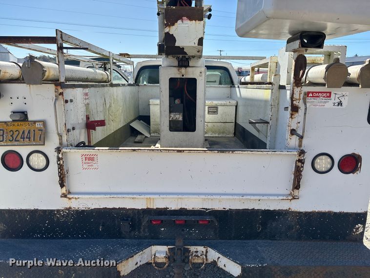 image for item EV3286 2011 Ford F350 Super Duty bucket truck