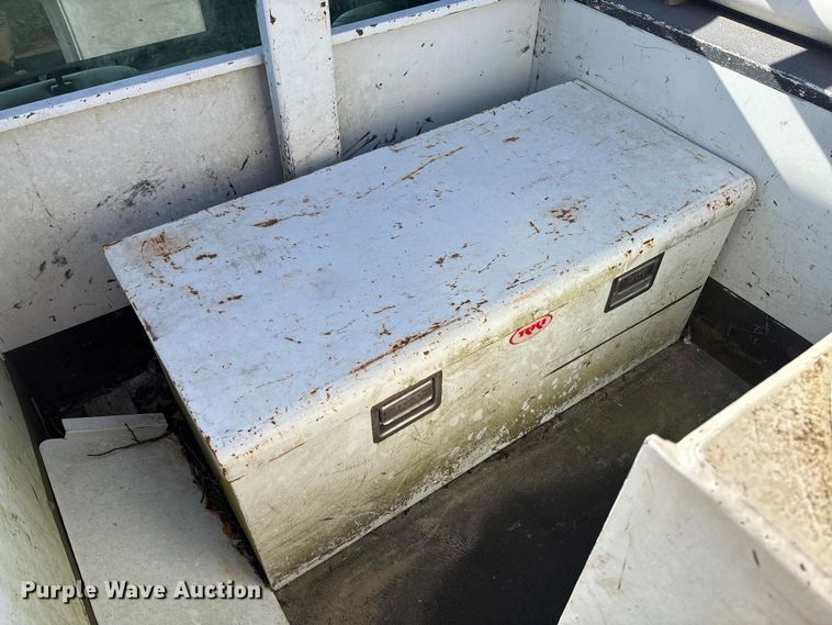 image for item EV3286 2011 Ford F350 Super Duty bucket truck