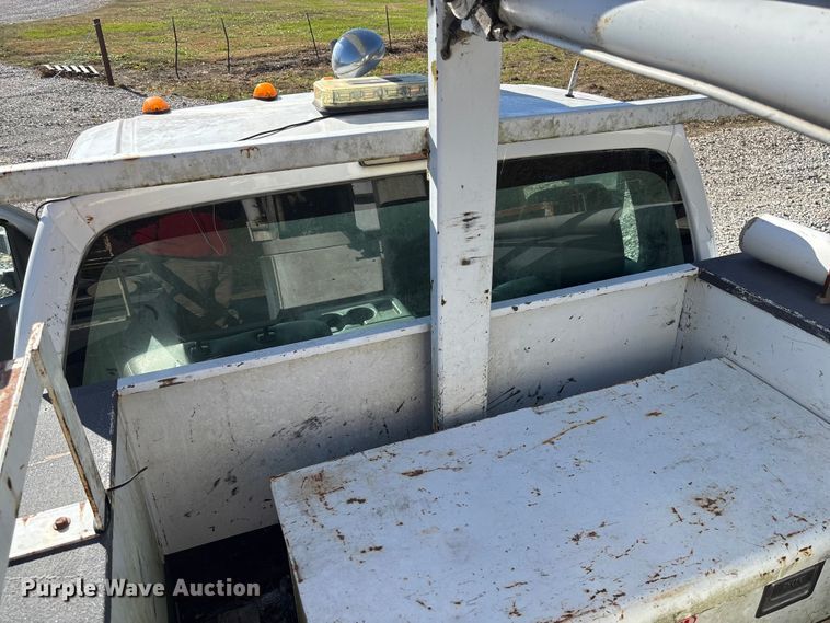 image for item EV3286 2011 Ford F350 Super Duty bucket truck