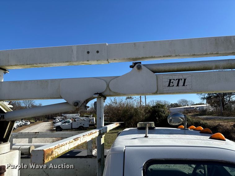 image for item EV3286 2011 Ford F350 Super Duty bucket truck