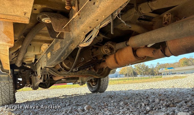 image for item EV3286 2011 Ford F350 Super Duty bucket truck