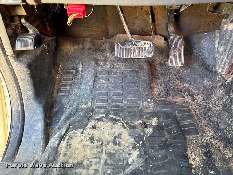 image for item EV3286 2011 Ford F350 Super Duty bucket truck