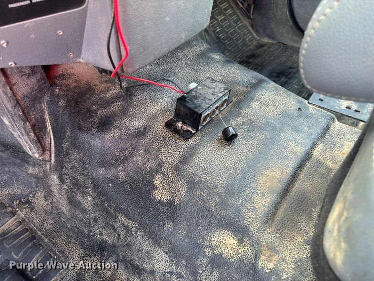 image for item EV3286 2011 Ford F350 Super Duty bucket truck