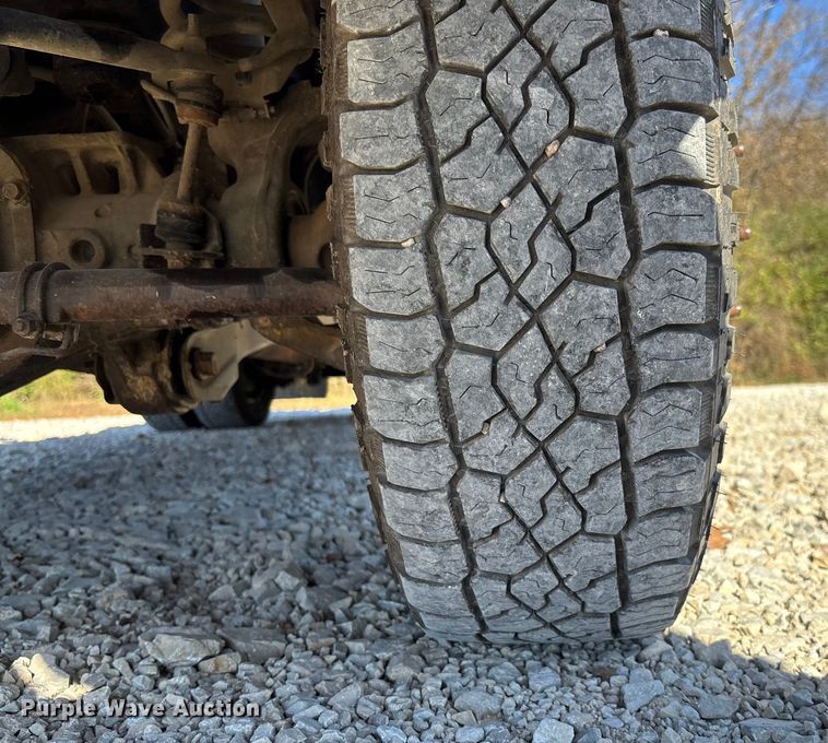 image for item EV3286 2011 Ford F350 Super Duty bucket truck