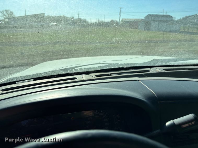 image for item EV3287 2006 Ford F350 Super Duty bucket truck