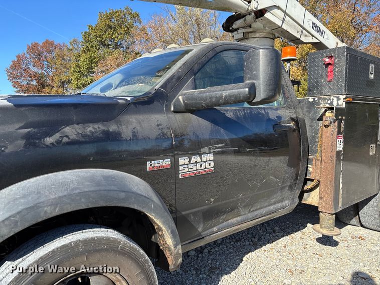 image for item EV3288 2016 RAM 5500 bucket truck
