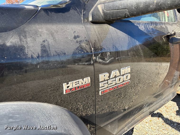 image for item EV3288 2016 RAM 5500 bucket truck