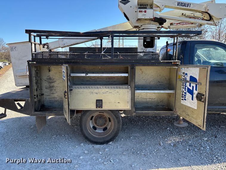 image for item EV3288 2016 RAM 5500 bucket truck