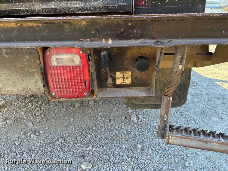 image for item EV3288 2016 RAM 5500 bucket truck